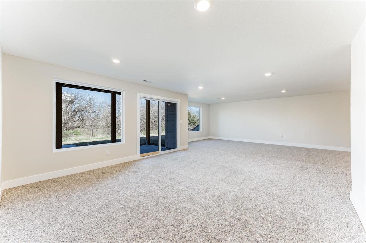 For Sale: 5279 N Hampton St, Bel Aire KS